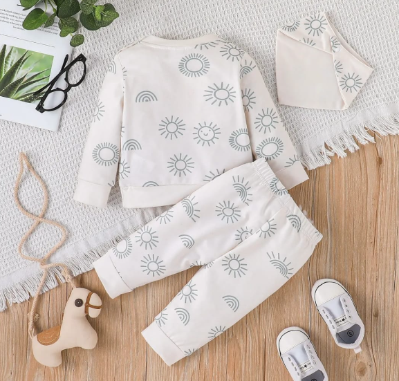 Conjunto de Sudadera, Pantalón y Babero con Estampado de Soles (3 piezas)
