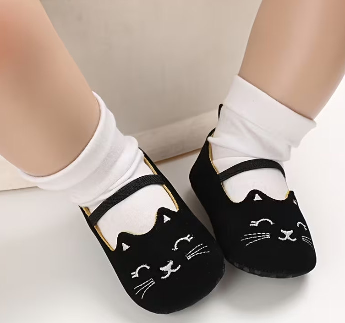 Zapatos de Gatito para Niña – Suaves y Antideslizantes