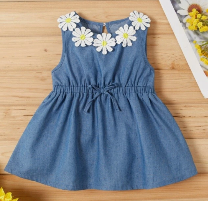 Vestido Denim Ligero Sin Mangas con Cuello de Margaritas