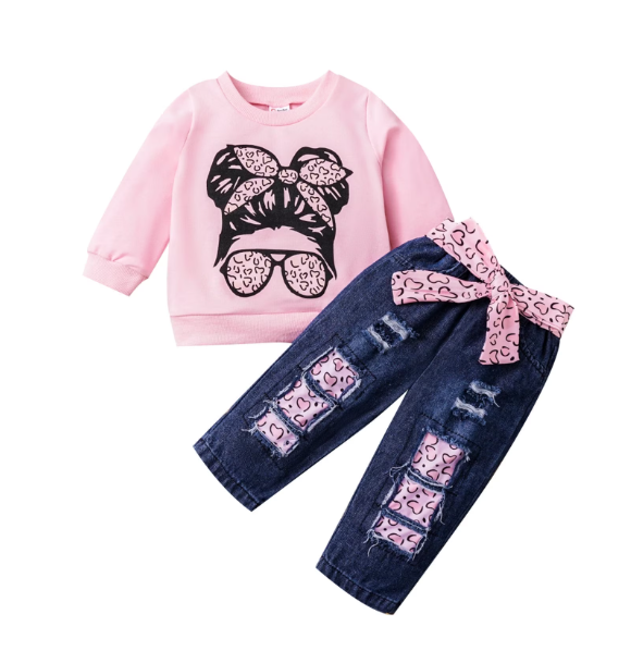 Conjunto de Sudadera y Jean Desgastado con Parches de Corazones (2 piezas)