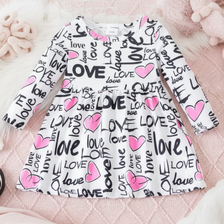 Vestido Casual "Love" Blanco con Corazones Rosas